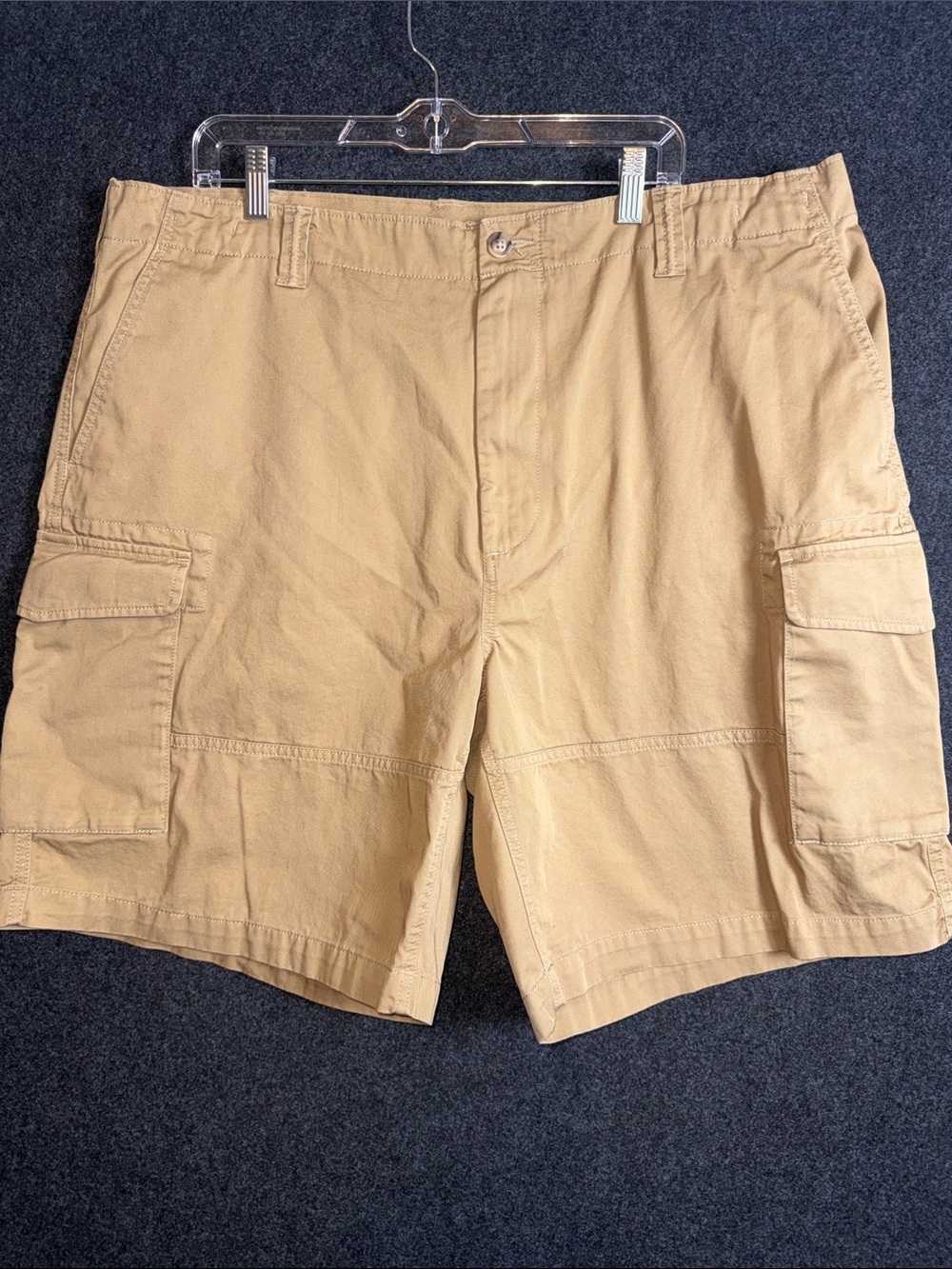 Ralph Lauren Tan Cargo Shorts with‎ Multiple Pockets 9in inseam